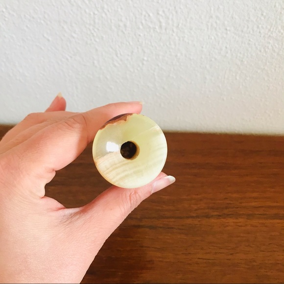 Vintage onyx stone petit bud vase - Picture 4 of 7